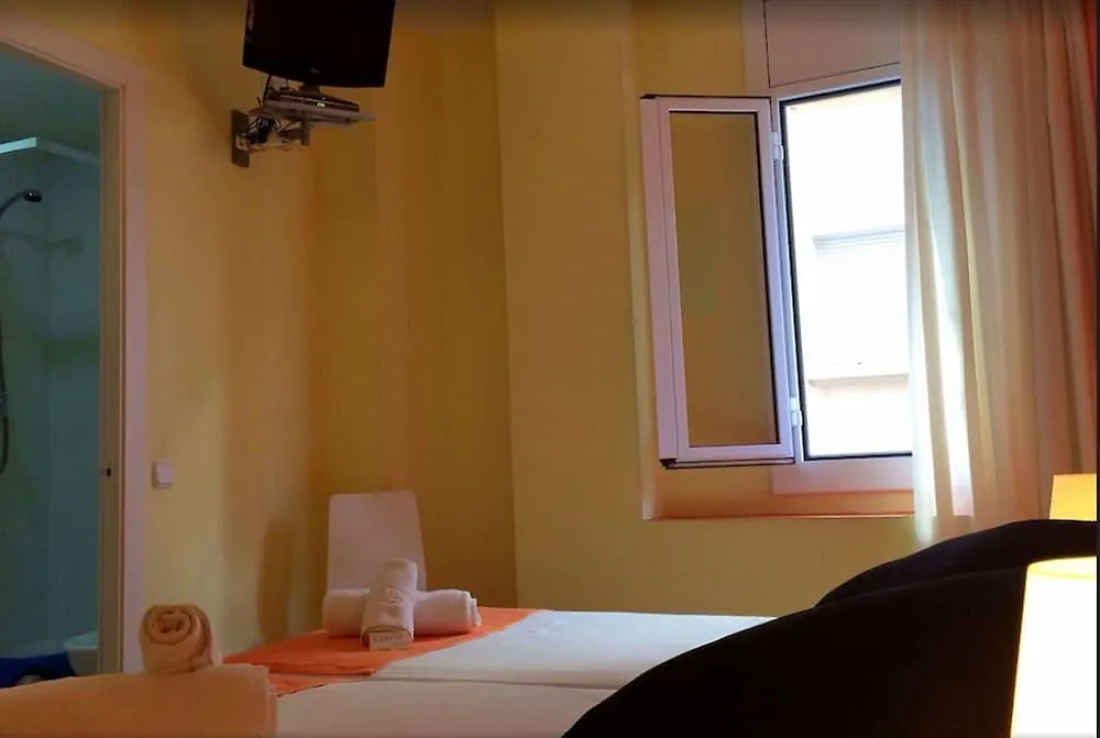 Barcelona City North Hostal 2*,  Spanien