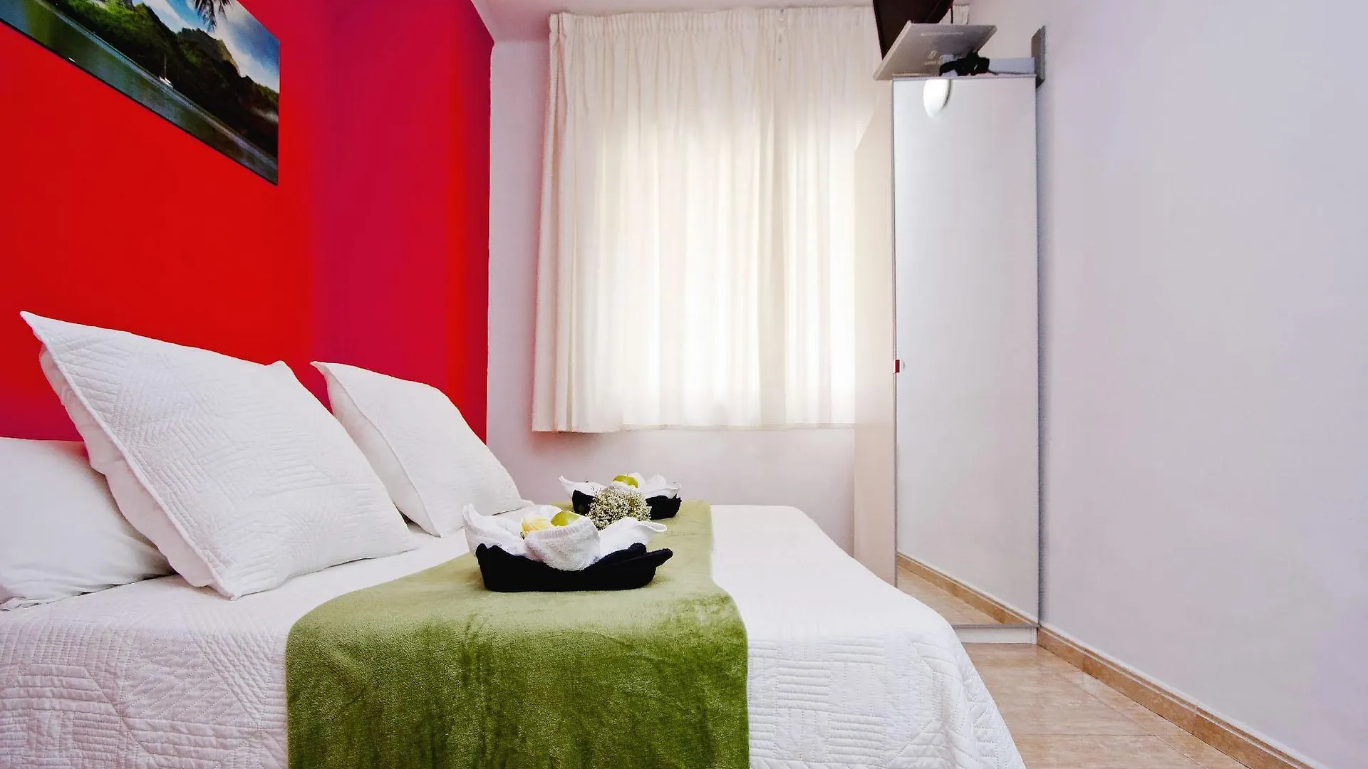Barcelona City North Hostal 2*,  Spanien
